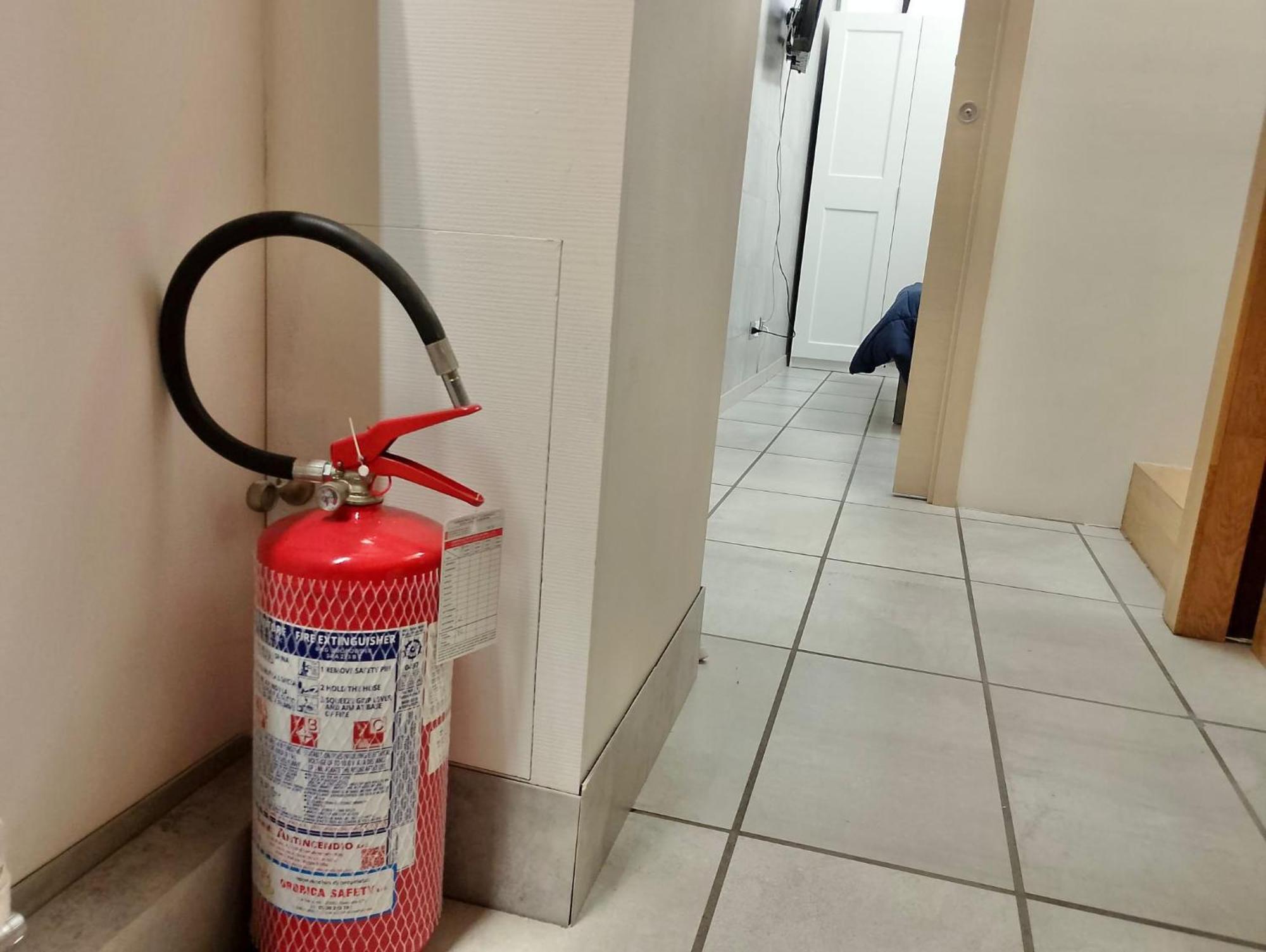 "R&P Apartment", Short Term Stay, Elegant Design, Bisceglie Metro Station, Easy For San Siro And Fiera Milano, Free Parking Extérieur photo